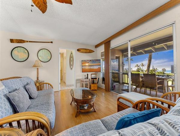 Kaanapali Vacation Condo Three Bedroom Walk to Beach