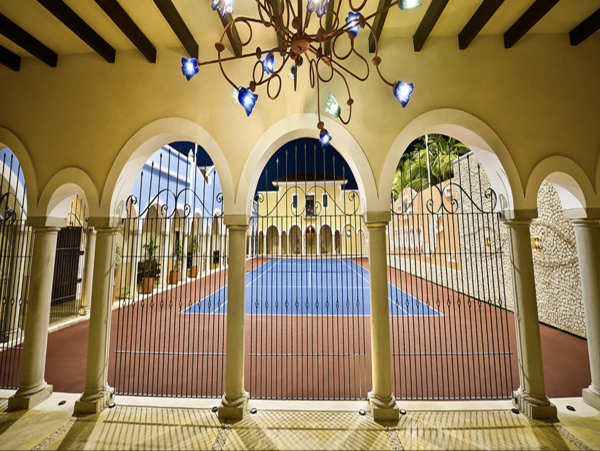 Luxury Beach Villa 16,000 Sq Ft luxury Living