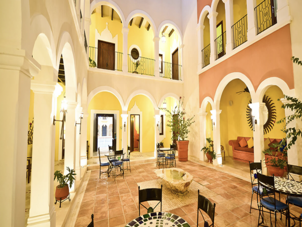 Luxury Beach Villa 16,000 Sq Ft luxury Living