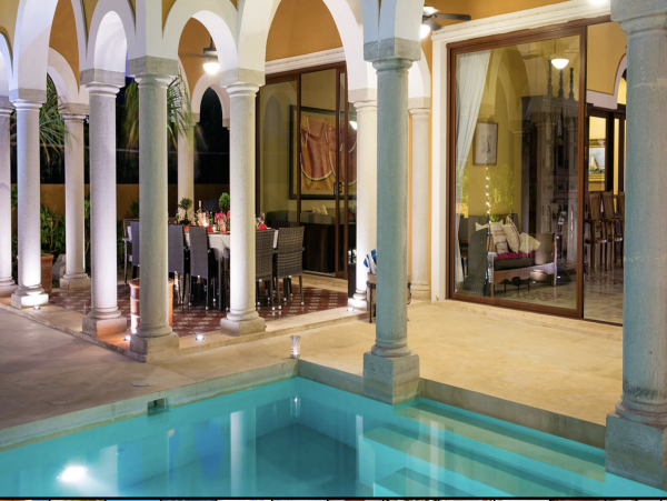 Luxury Beach Villa 16,000 Sq Ft luxury Living
