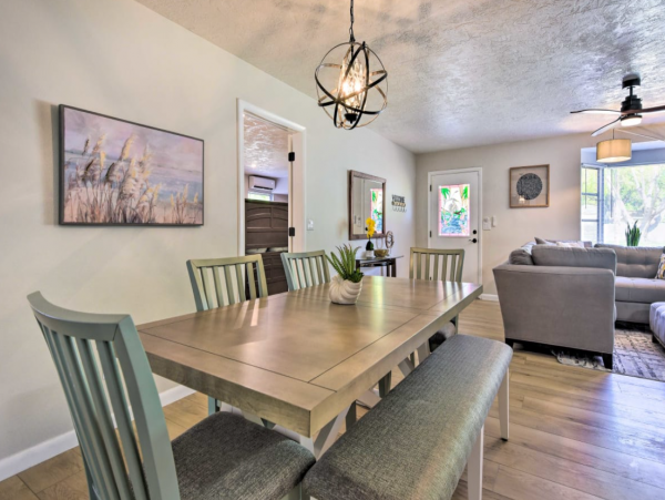 Lovely 4 Bedroom Home with Private Spa