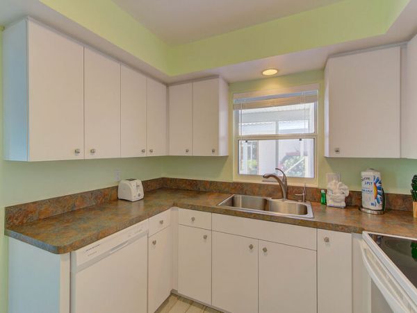 Crescent Beach Beachside Accommodation