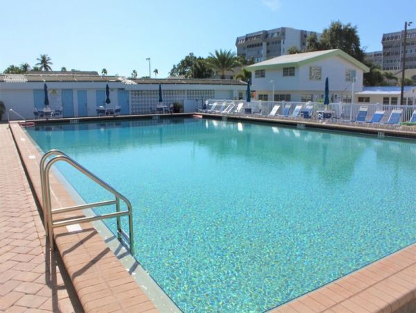 Crescent Beach Beachside Accommodation