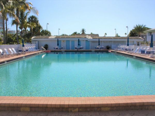 Crescent Beach Beachside Accommodation