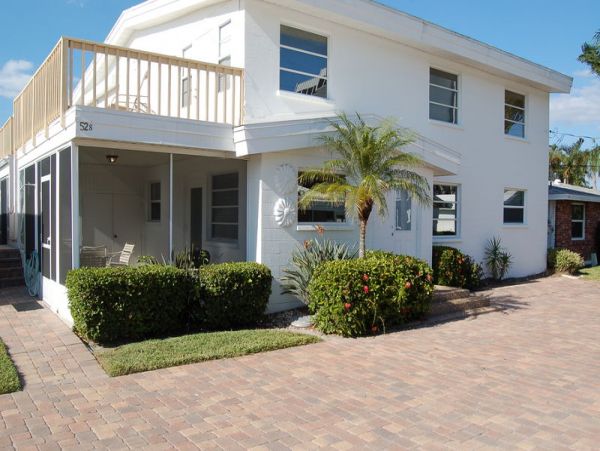 Crescent Beach Beachside Accommodation