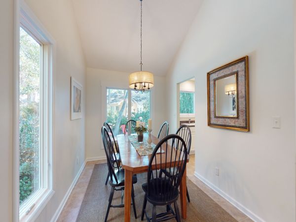 Lovely Comfortable Home 4 Bedrooms Sleeps 10 Guests