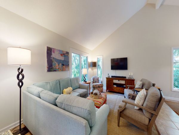 Lovely Comfortable Home 4 Bedrooms Sleeps 10 Guests