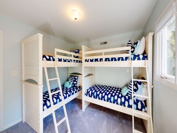 Lovely Comfortable Home 4 Bedrooms Sleeps 10 Guests