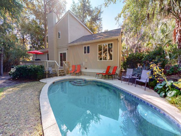 Lovely Comfortable Home 4 Bedrooms Sleeps 10 Guests