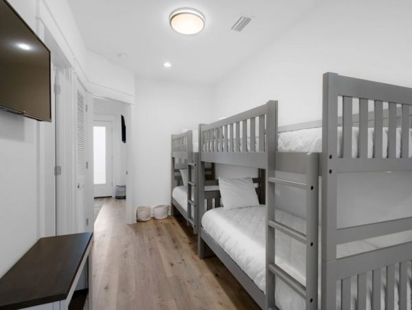 Miramar Beach Beautiful 4 Bedroom plus Loft Vacation Home