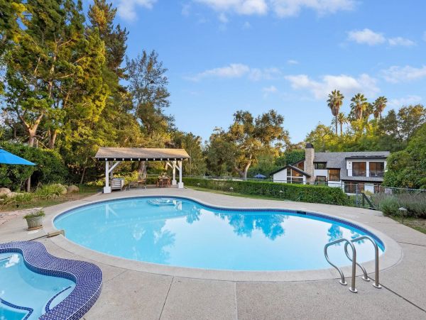 Montecito Luxury Vacation Pool Home plus Guest House Sleeps 8