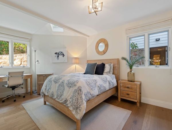 Montecito Luxury Vacation Pool Home plus Guest House Sleeps 8