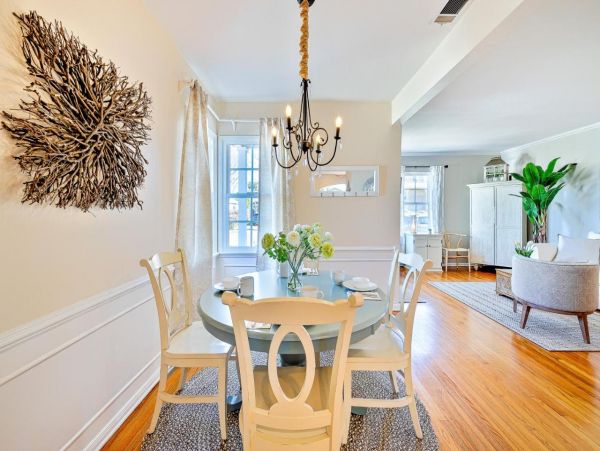 Lovely Home One Block from Ocean with Casita