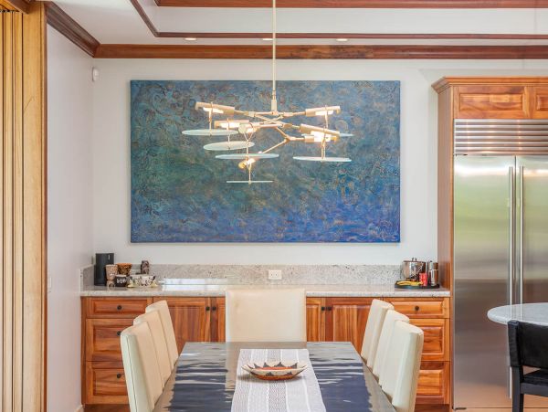 Waimea Vacation Home Four Bedroom Walk to Beach