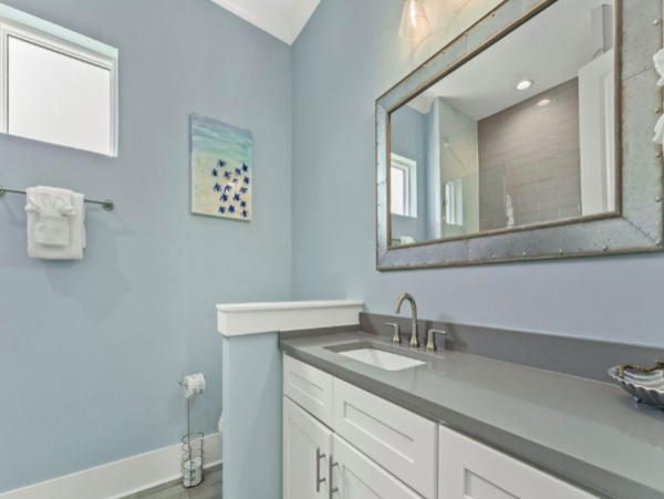 Luxurious 6-Bedroom Home - Steps from the Beach with VIP Extras