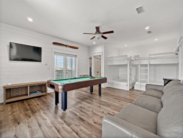 Luxury Miramar Beach Home 2 Blocks from Beach Sleeps 26