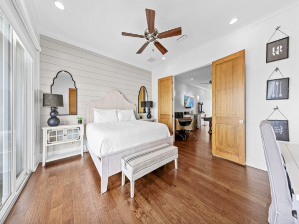 Luxury Villa in Miramar 10 min walk to the beach