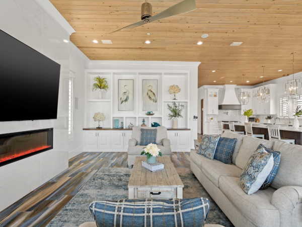 Modern Eight Bedroom Luxury Home with Pool in Miramar Beach