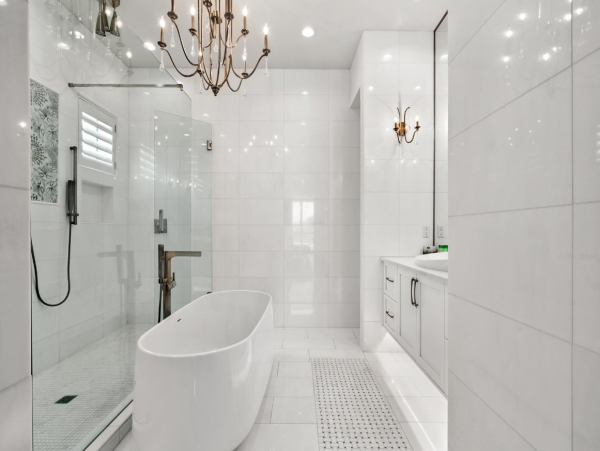 Modern Eight Bedroom Luxury Home with Pool in Miramar Beach