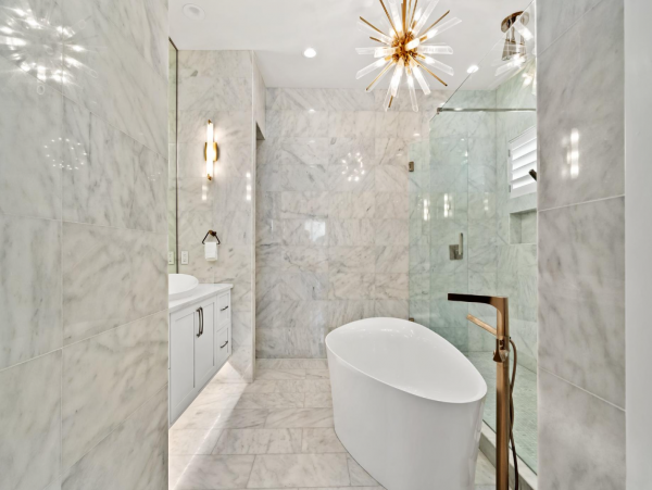Modern Eight Bedroom Luxury Home with Pool in Miramar Beach