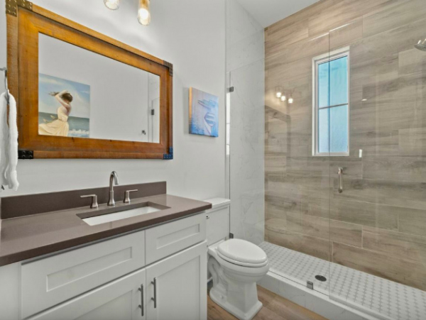 7 Bedroom House with community pool and golf cart