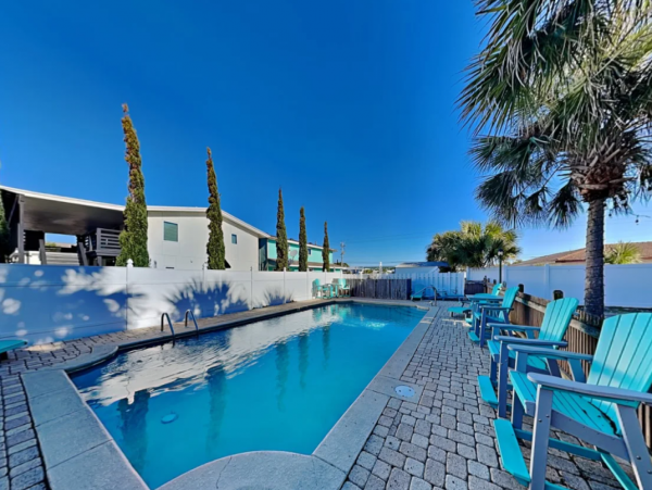 Panama City Beach Perfect Getaway  4 Bedrooms Sleeps 13