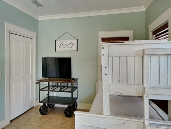Panama City Beach Perfect Getaway  4 Bedrooms Sleeps 13