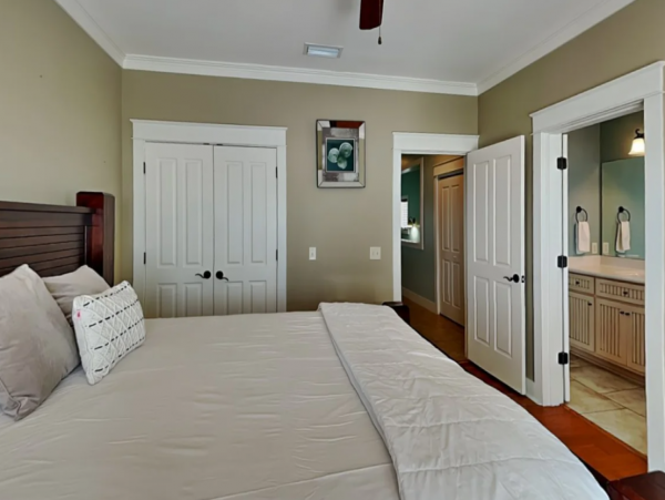 Panama City Beach Perfect Getaway  4 Bedrooms Sleeps 13