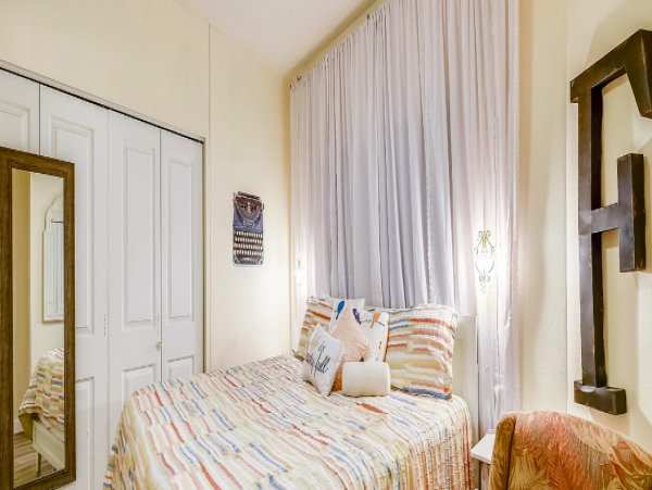 1 Bedroom Condo for 4 guests with Ocean views