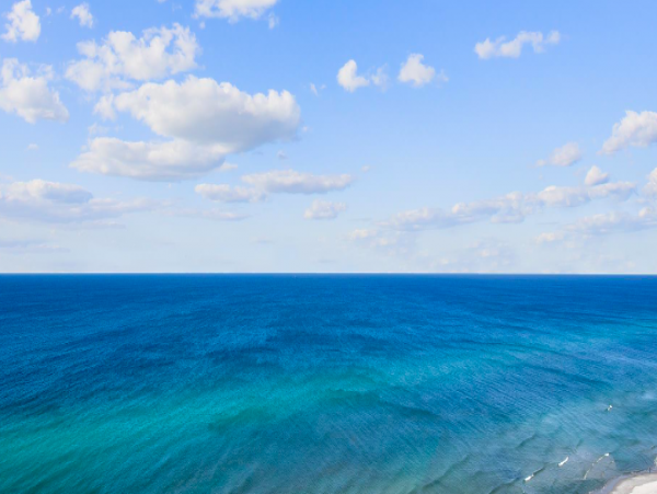 1 Bedroom Condo for 4 guests with Ocean views