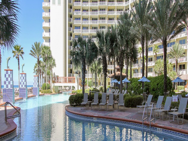 1 Bedroom Condo for 4 guests with Ocean views
