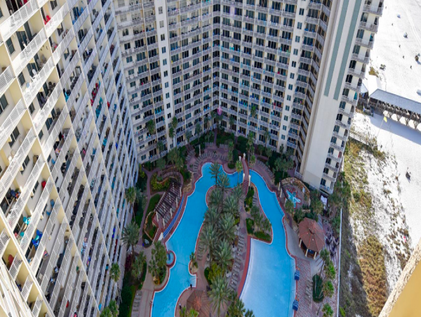 1 Bedroom Condo for 4 guests with Ocean views