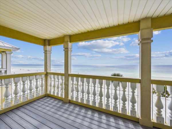 Panama City Oceanfront Five Bedroom Vacation Home