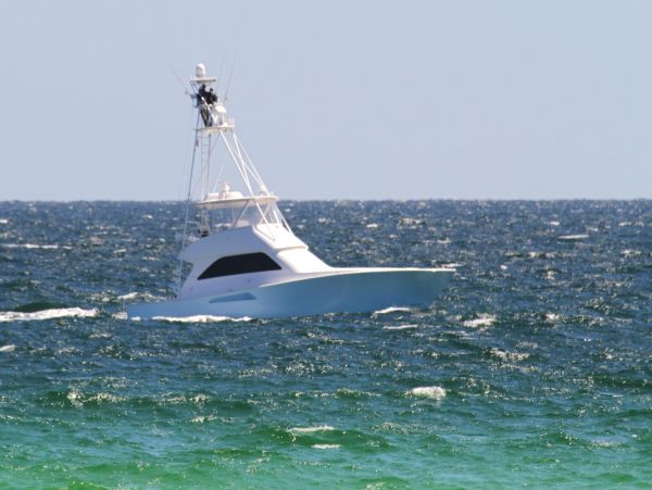 Destin Vacation Condo Three Bedroom Walk to Beach