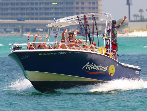 Destin Vacation Condo Three Bedroom Walk to Beach