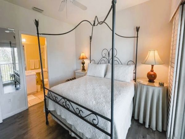 Marco Island Vacation Condo Two Bedroom