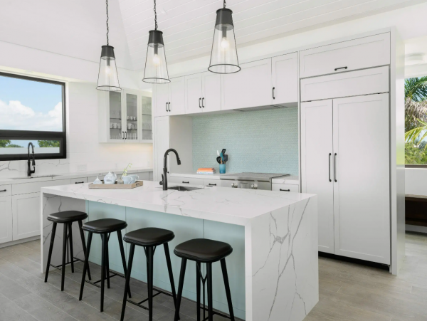 Modern 3 Bedroom Villa Steps from the Beach