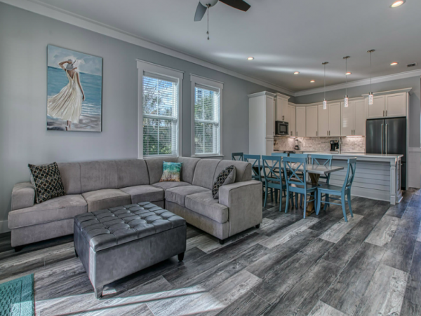 5 Bedroom Home steps to the beach, private pool sleeps 18