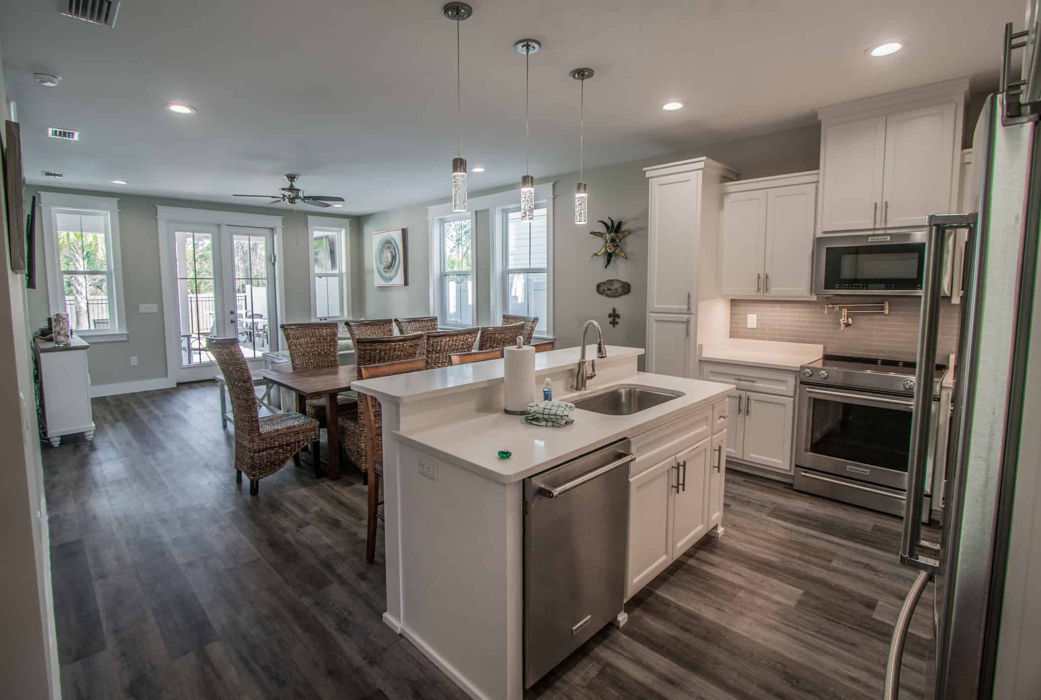 Panama City Beach Getaway 4 Bedrooms Short Walk to Beach