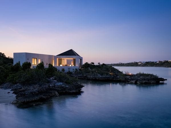 Elegant 3 Bedroom Villa Located in a Private Community