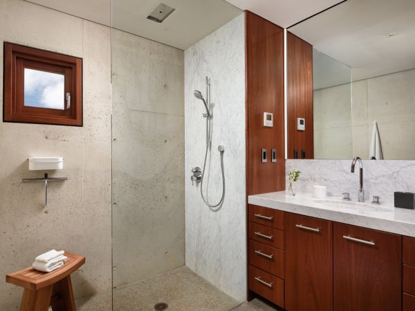 Elegant 3 Bedroom Villa Located in a Private Community
