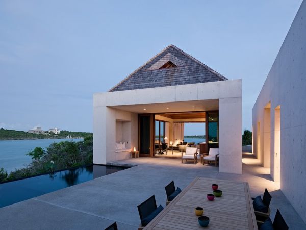 Elegant 3 Bedroom Villa Located in a Private Community