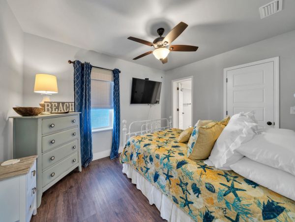 Three Bedroom Home in Panama City Beach Sleeps 14 Guests