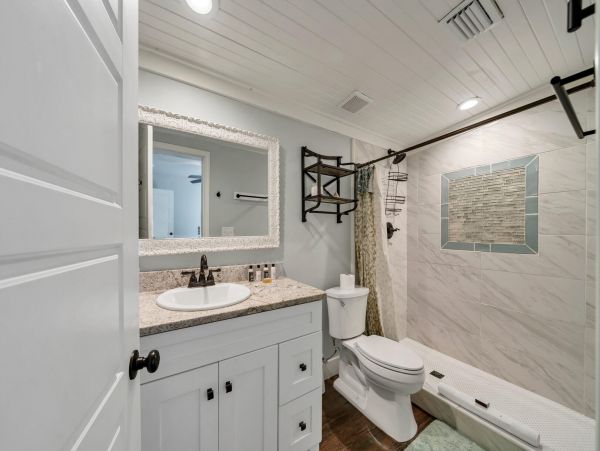 Three Bedroom Home in Panama City Beach Sleeps 14 Guests