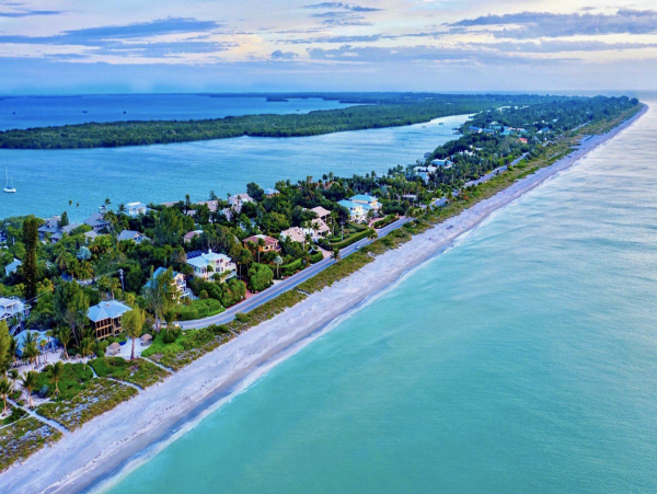 Romantic Ocean Front Setting on Sunny Captiva