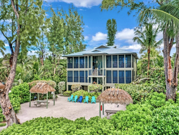 Romantic Ocean Front Setting on Sunny Captiva