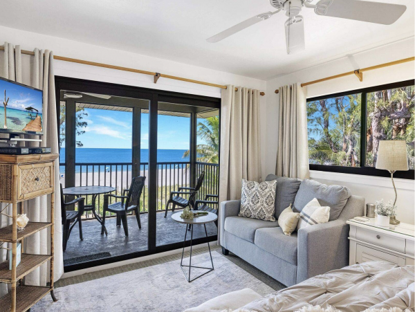 Romantic Ocean Front Setting on Sunny Captiva