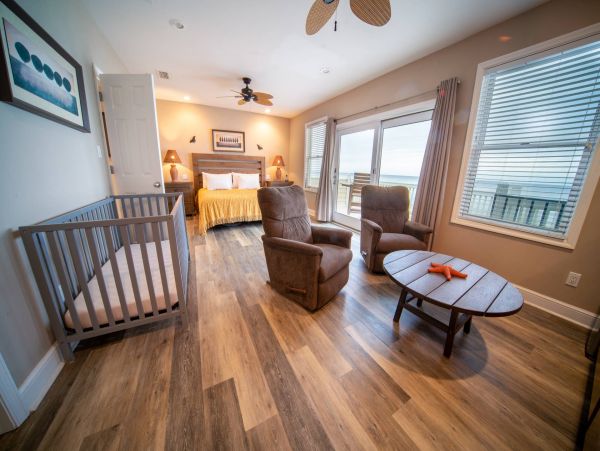BEACH FRONT 5 BEDROOMS 5 BATHS ST. GEORGE ISLAND