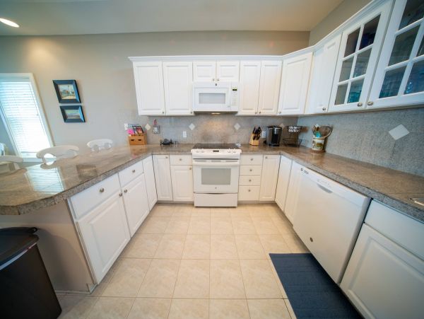 Stunning Beachfront 5 Bedroom Vacation Rental in Eastpoint