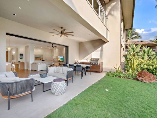 Kaanapali Vacation Rental: 6-Bedroom Beachfront Luxury